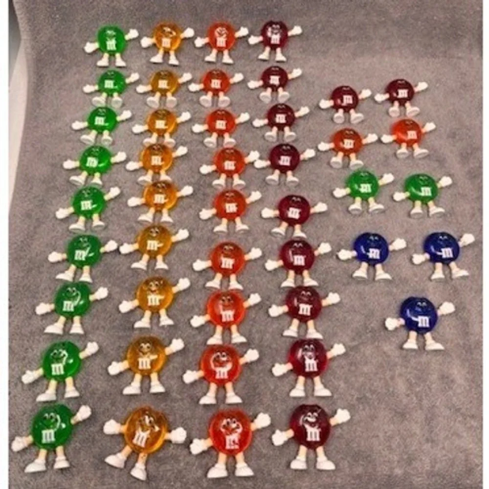 M&M's Happy Lights Christmas Replacement String Light Bulb Covers VTG Lot of 45